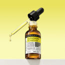 A brightening ampoule with 6% Glutathione for clear and radiant skin.